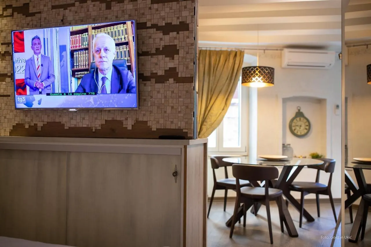 Nata Apartment 4 Stars Ровинь